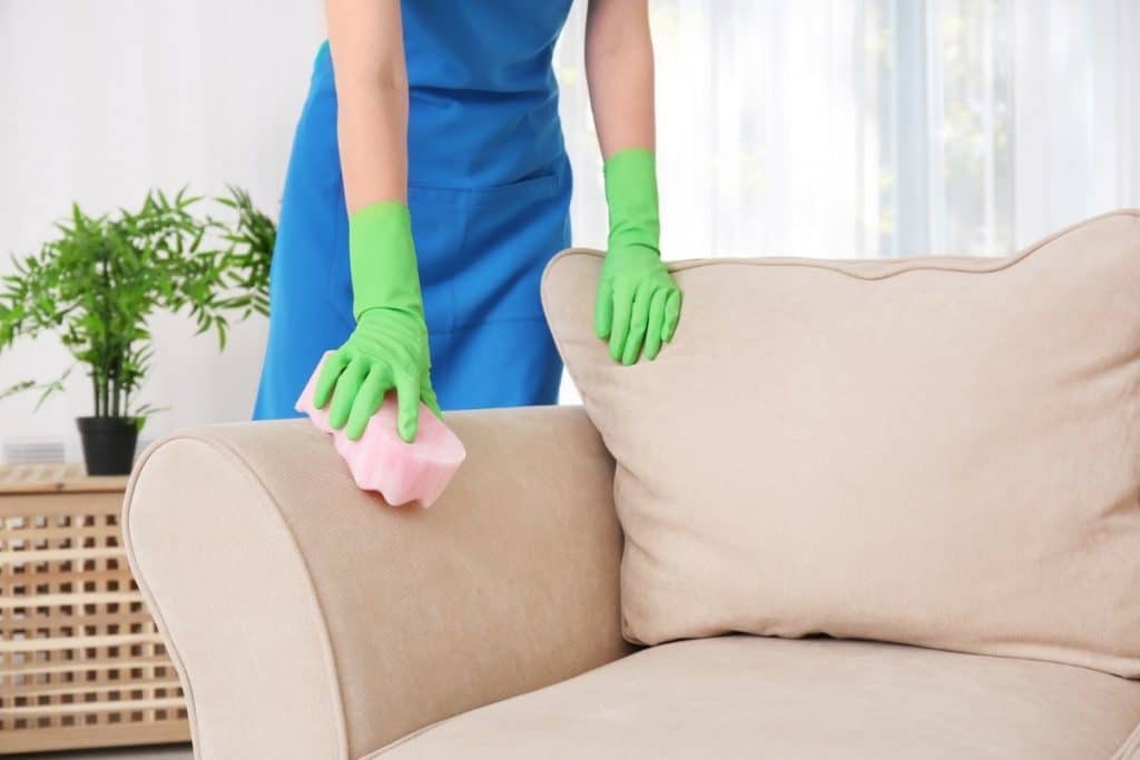 How To Speed Clean Your House When There's NO Time for Anything