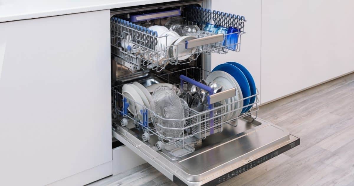 How to clean a dishwasher in 3 easy steps