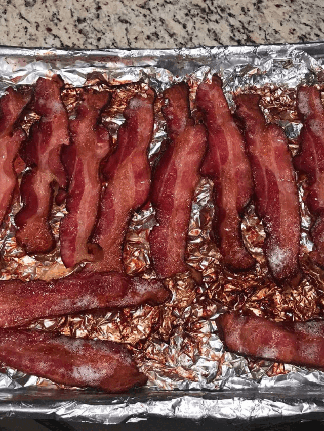 4 Easy Steps to Get Your Bacon Perfectly Crispy In the Oven Story