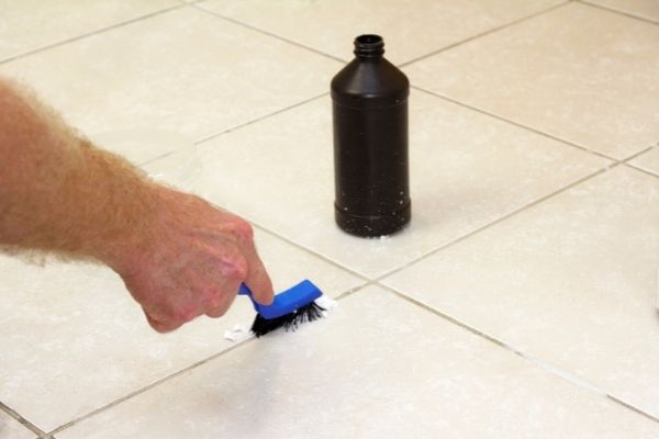 10 Brilliant Uses for Hydrogen Peroxide in the Home